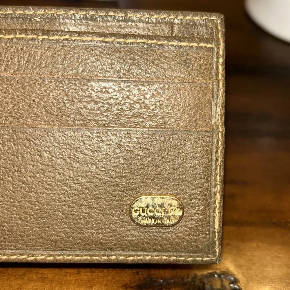 Gucci Vintage Men’s Wallet impeccable